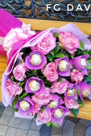 Bouquet of Roses and Chocolates 8