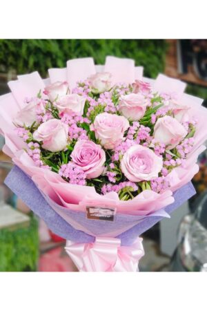 Bouquet of 1 Dozen Pink Roses