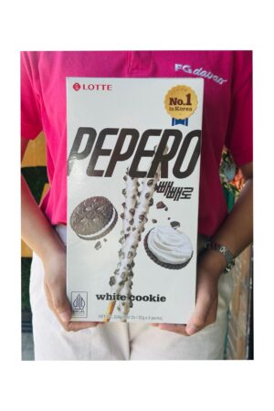 Pepero Cookies and Cream