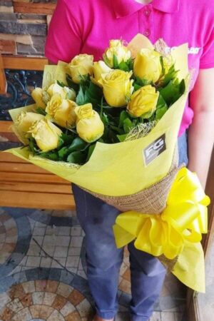1 Dozen Local Yellow Rose Bouquet