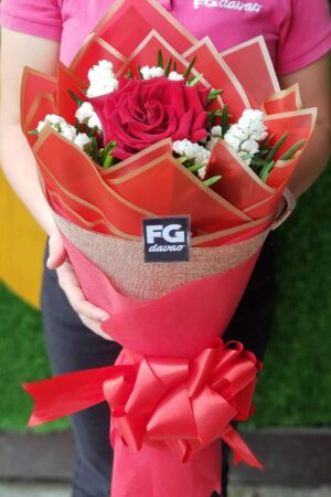 C1 - 1-stem Ecuadorian Rose Bouquet