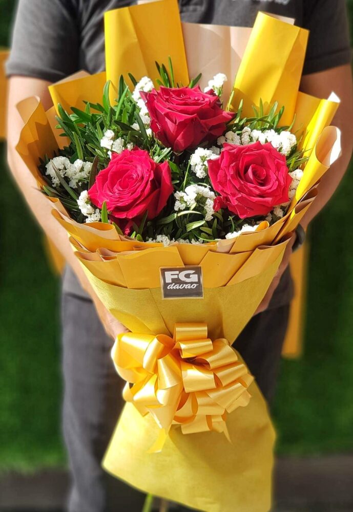 3-stem Ecuadorian Rose Bouquet – FG Davao – Flowers Gifts Delivery